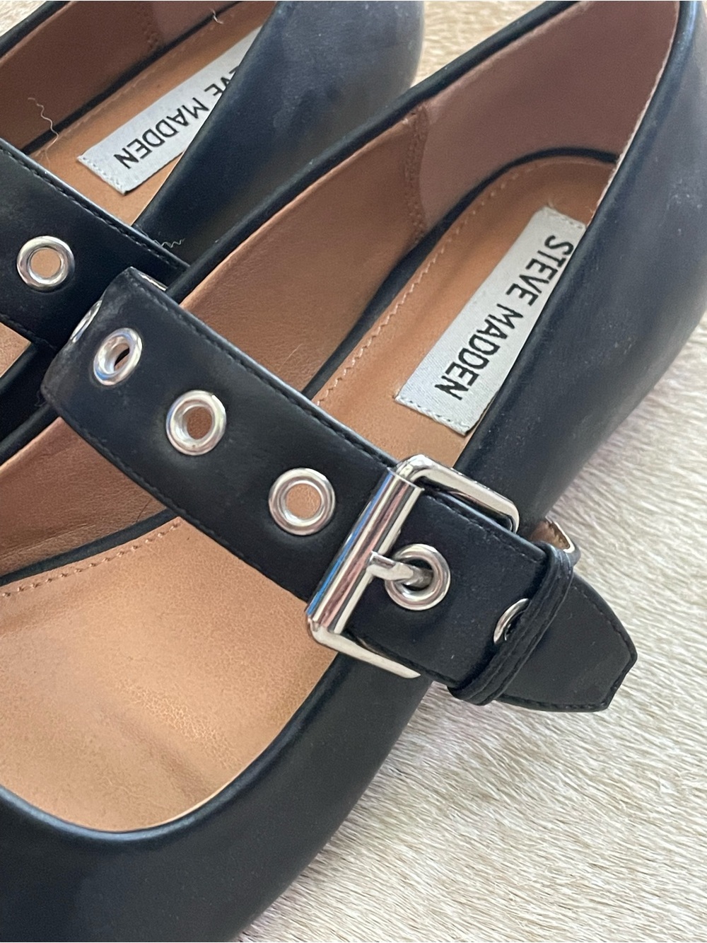 Steve Madden Black Mary Jane Flats - Picture 2 of 5